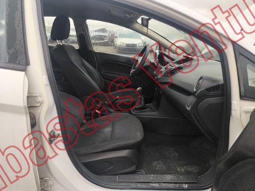 FORD FIESTA 2013, foto 12 de 19