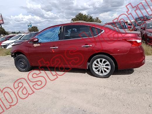 NISSAN SENTRA 2018, foto 8 de 19