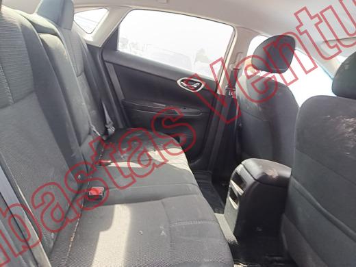 NISSAN SENTRA 2018, foto 13 de 19