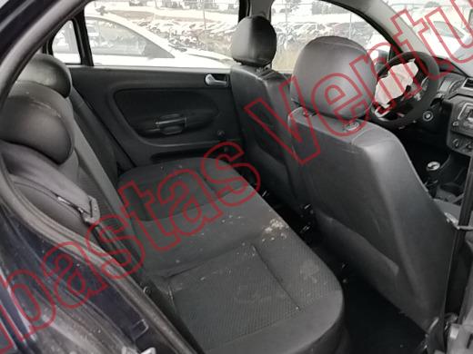 VOLKSWAGEN GOL SEDAN 2017, foto 13 de 19