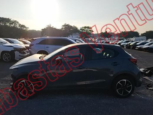 MAZDA MAZDA 2 2025, foto 8 de 19
