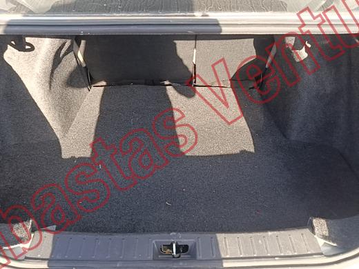 NISSAN VERSA 2023, foto 15 de 19