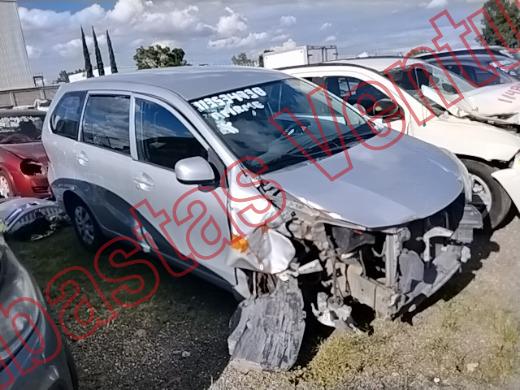 TOYOTA AVANZA 2013, foto 4 de 19