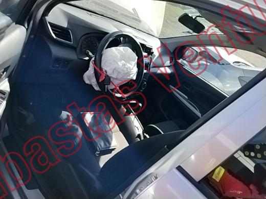 TOYOTA AVANZA 2013, foto 17 de 19