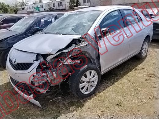 TOYOTA YARIS 2016, foto 1 de 19