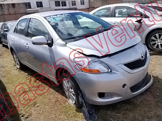 TOYOTA YARIS 2016, foto 3 de 19
