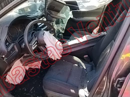 MAZDA CX-30 2023, foto 17 de 19