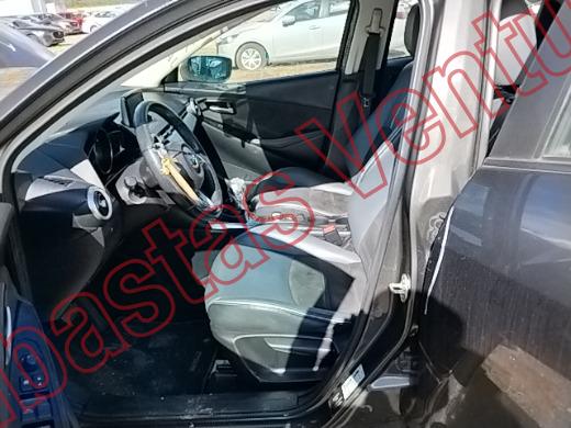 MAZDA MAZDA 2 2021, foto 17 de 19