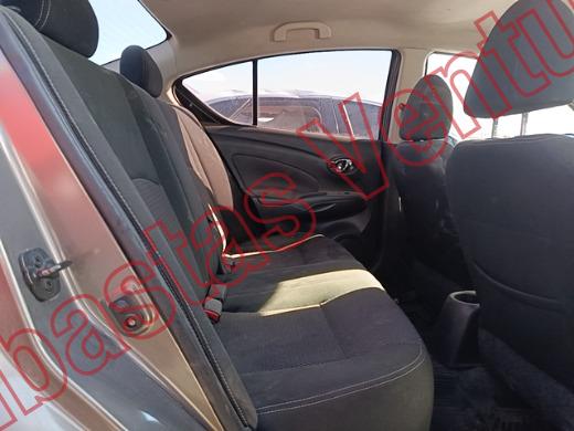 NISSAN VERSA 2018, foto 13 de 19