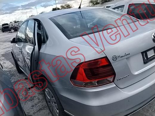 VOLKSWAGEN VENTO 2018, foto 7 de 19