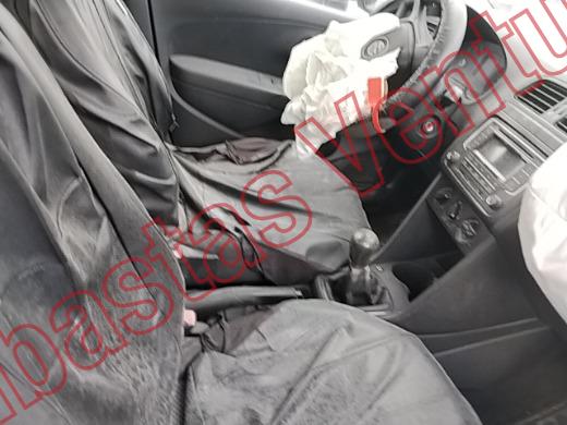 VOLKSWAGEN VENTO 2018, foto 12 de 19