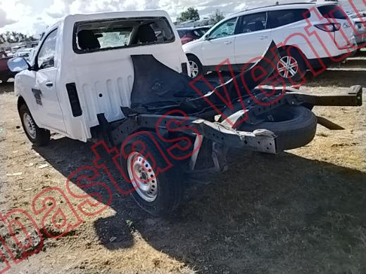 NISSAN NP 300 2018, foto 7 de 19