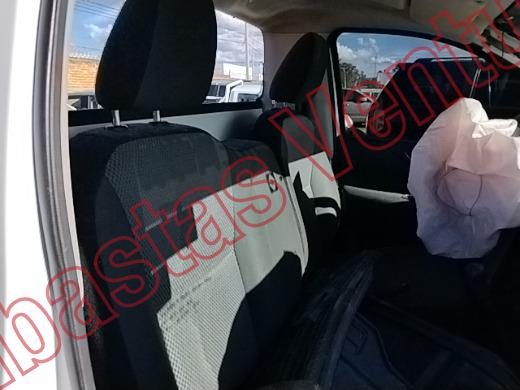 NISSAN NP 300 2018, foto 13 de 19