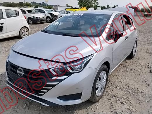 NISSAN VERSA 2023, foto 1 de 19