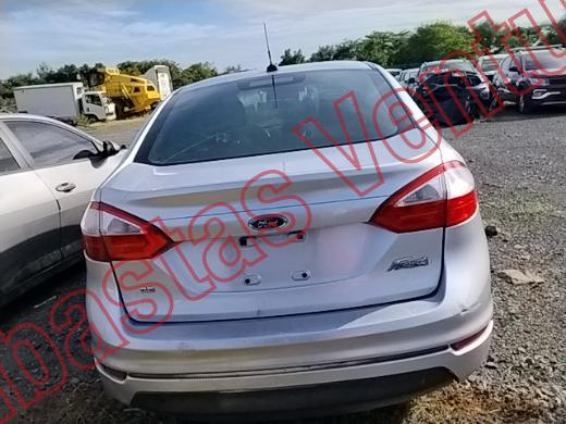 FORD FIESTA 2016, foto 6 de 19