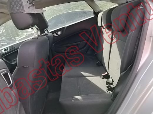 FORD FIESTA 2016, foto 16 de 19
