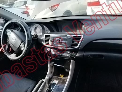 HONDA ACCORD 2016, foto 14 de 19