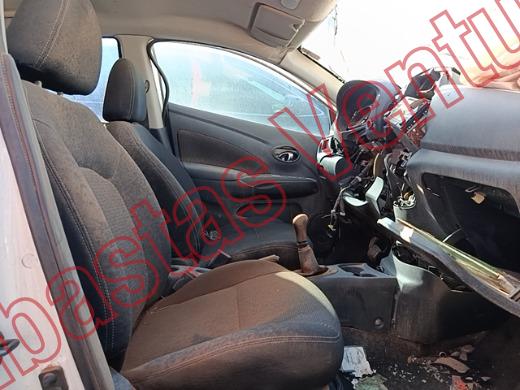 NISSAN VERSA 2016, foto 12 de 19