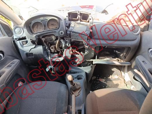 NISSAN VERSA 2016, foto 14 de 19