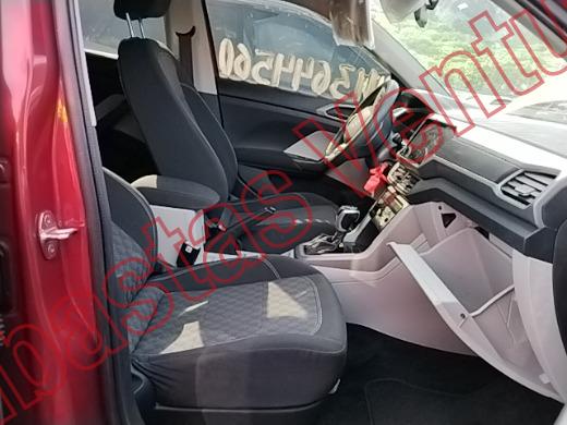 VOLKSWAGEN T-CROSS 2022, foto 12 de 19