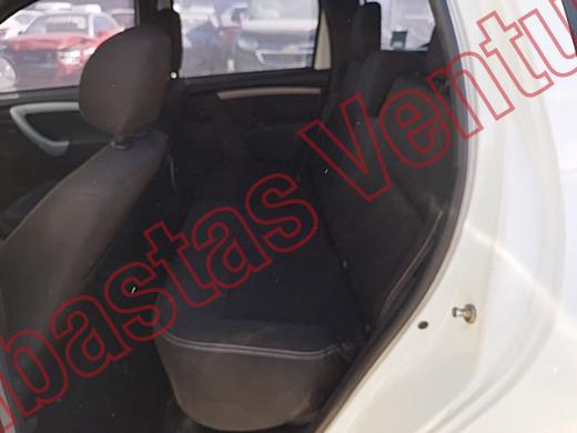 RENAULT DUSTER 2019, foto 16 de 19