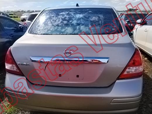 NISSAN TIIDA 2009, foto 6 de 19