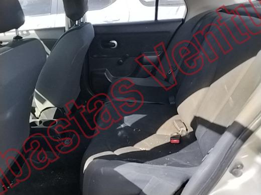 NISSAN TIIDA 2009, foto 16 de 19