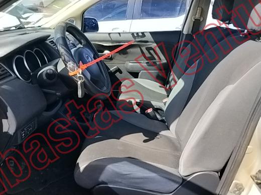 NISSAN TIIDA 2009, foto 17 de 19
