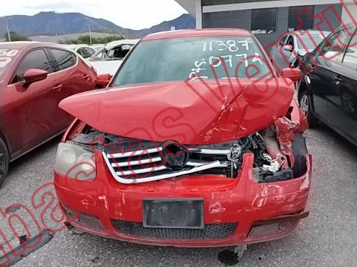 VOLKSWAGEN JETTA CLASICO 2013, foto 2 de 19