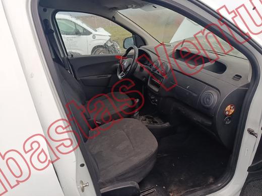 RENAULT KANGOO 2019, foto 12 de 19