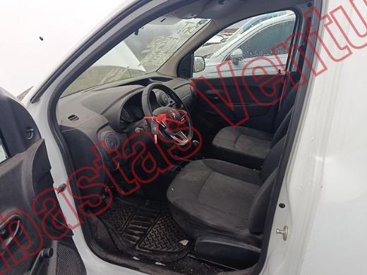 RENAULT KANGOO 2019, foto 17 de 19