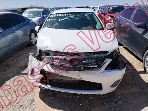 TOYOTA COROLLA 2013, foto 2 de 19