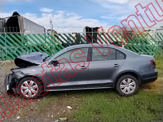 VOLKSWAGEN JETTA 2016, foto 8 de 19