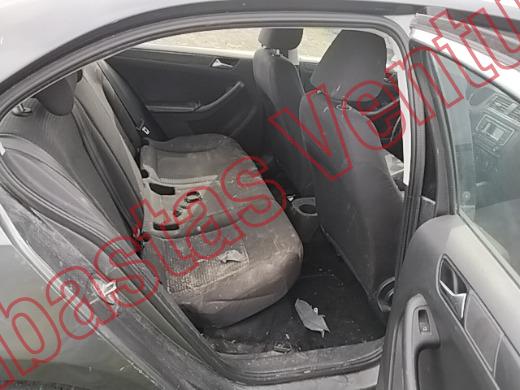 VOLKSWAGEN JETTA 2016, foto 13 de 19