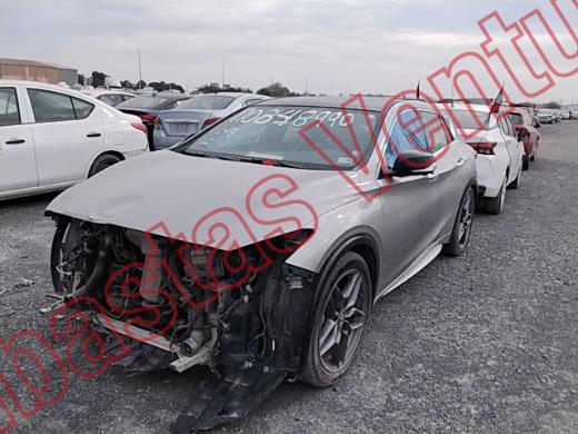 INFINITI QX30 2017, foto 1 de 19