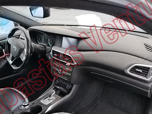 INFINITI QX30 2017, foto 14 de 19
