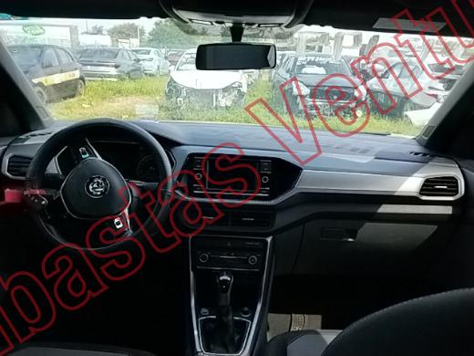VOLKSWAGEN T-CROSS 2021, foto 14 de 19