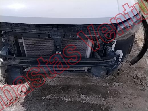 VOLKSWAGEN T-CROSS 2021, foto 18 de 19