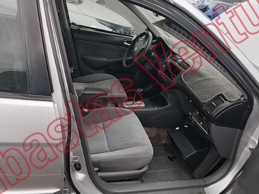 HONDA CIVIC 2004, foto 12 de 19
