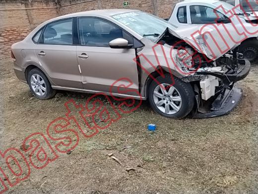 VOLKSWAGEN VENTO 2016, foto 4 de 19