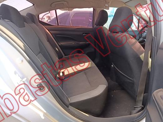 NISSAN VERSA 2020, foto 13 de 19