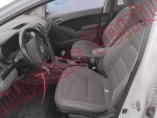 KIA FORTE   2016, foto 17 de 19