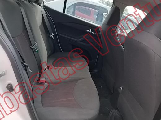 CHEVROLET AVEO 2018, foto 13 de 19
