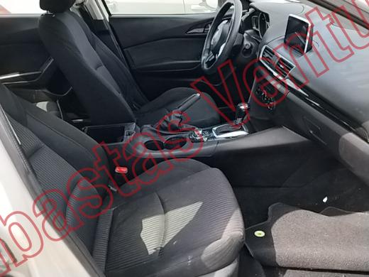 MAZDA M3S 2015, foto 12 de 19