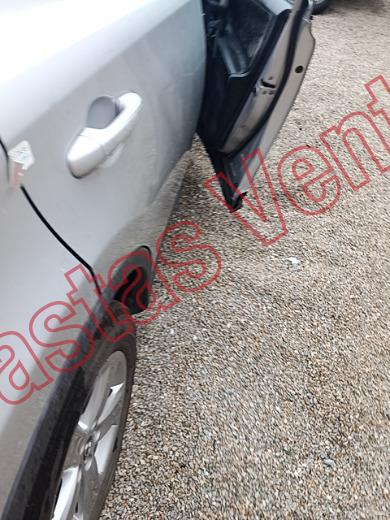 TOYOTA RAV4 2015, foto 13 de 19