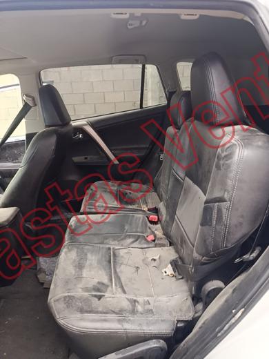 TOYOTA RAV4 2015, foto 16 de 19