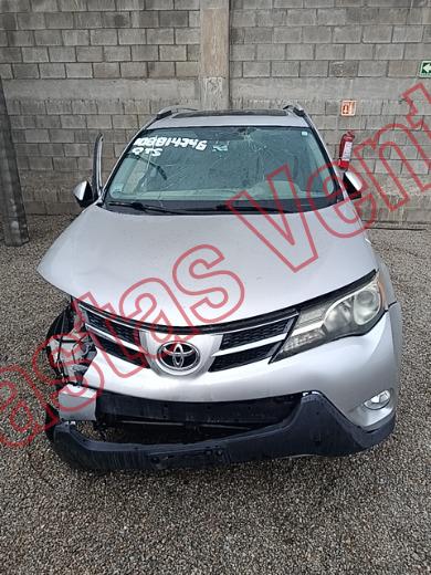 TOYOTA RAV4 2015, foto 18 de 19