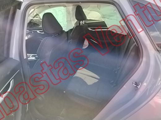 GEELY EMGRAND  2025, foto 16 de 19