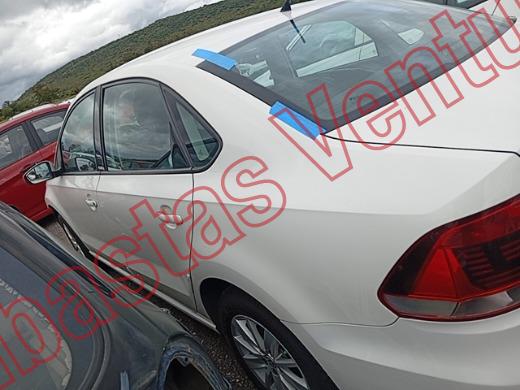 VOLKSWAGEN VENTO 2017, foto 8 de 19