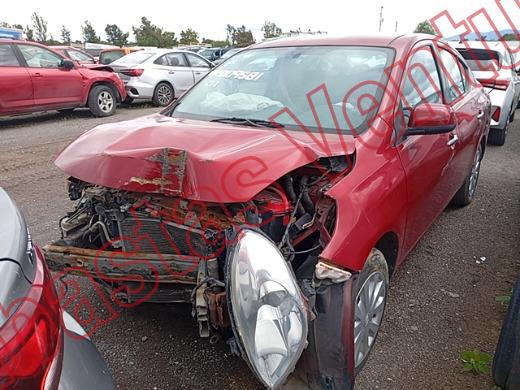 NISSAN VERSA 2013, foto 1 de 19